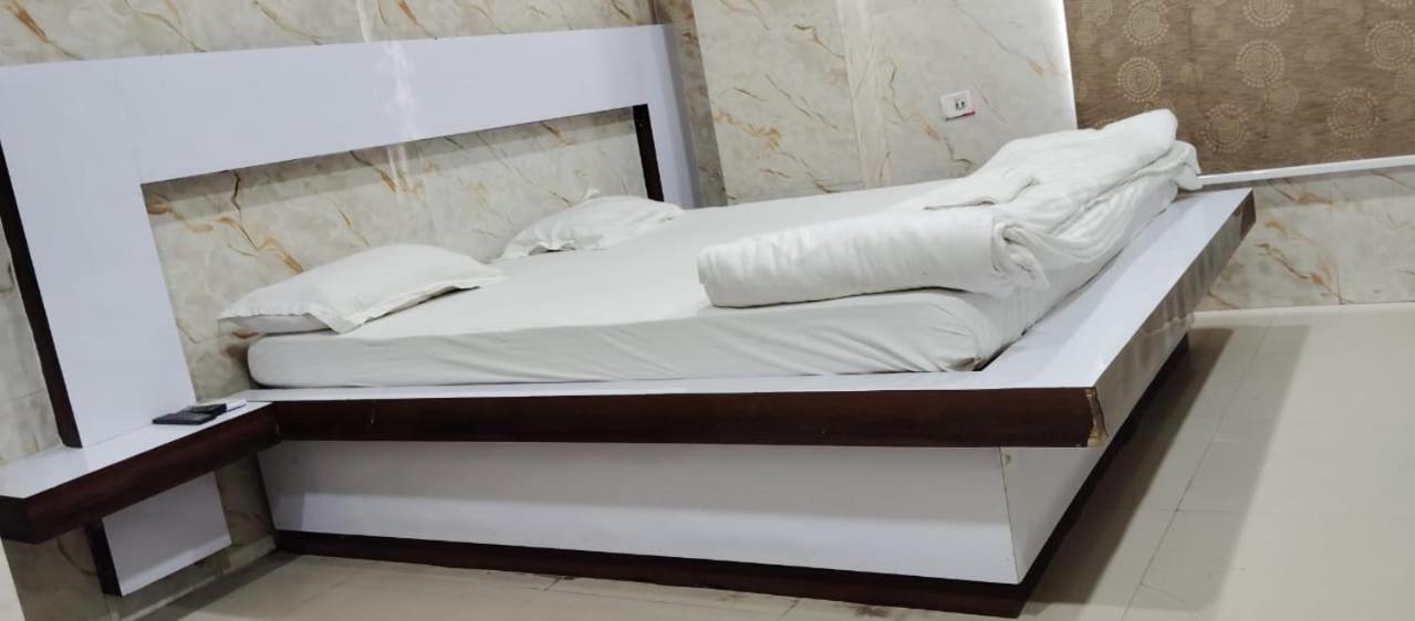 Hotel Shri Sai International, Sitamarhi Dumra Bagian luar foto