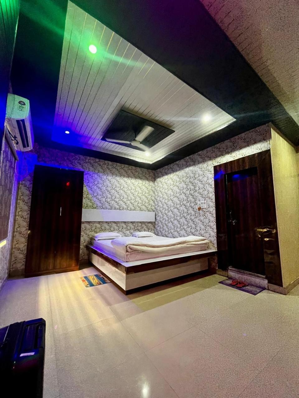 Hotel Shri Sai International, Sitamarhi Dumra Bagian luar foto